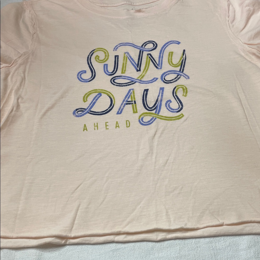 Sunny Days Graphic Tee - Light Pink